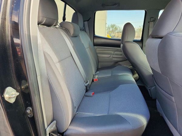 2015 TOYOTA TACOMA Delux Grade