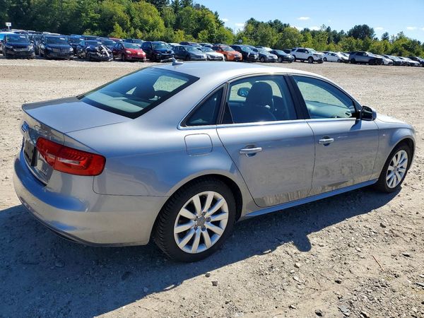 2015 AUDI A4 quattro Premium