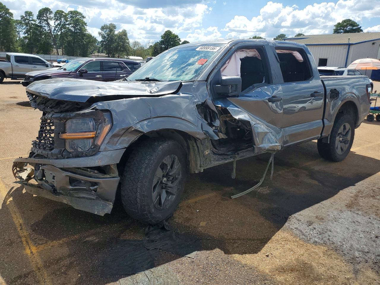 2025 FORD F150 STX — Front 3/4