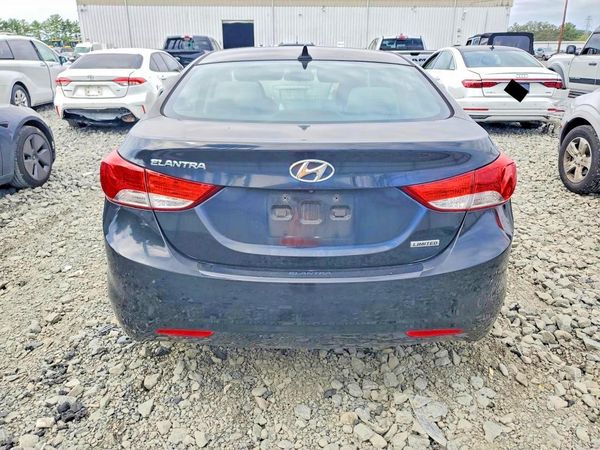 2012 HYUNDAI ELANTRA GLS(Middle grade) — DIRR