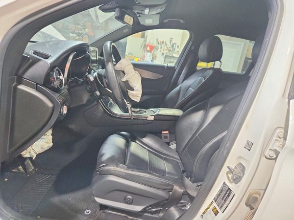 2019 MERCEDES-BENZ GLC-CLASS GLC300 — DENT