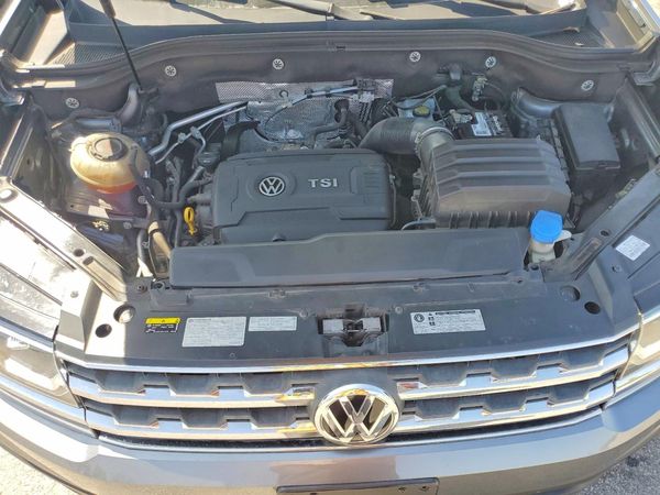 2018 VOLKSWAGEN ATLAS — Engine bay