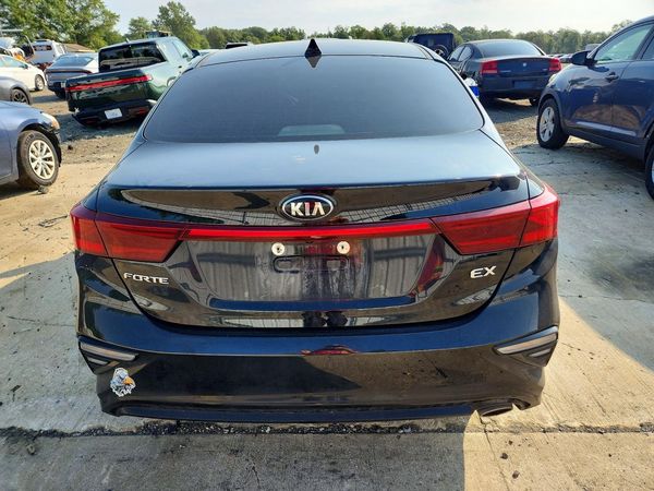 2020 KIA FORTE EX