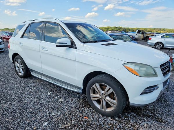 2015 MERCEDES-BENZ M-CLASS ML350 — Passenger 3/4