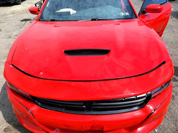 2019 DODGE CHARGER GT — Engine bay