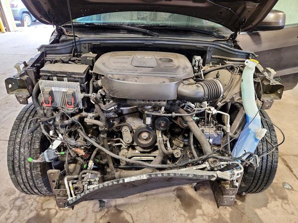 2018 JEEP GRAND CHEROKEE Laredo — Engine bay