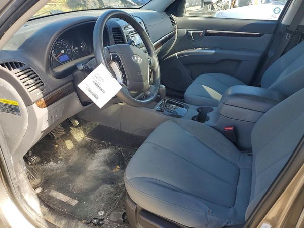 2012 HYUNDAI SANTA FE GL(Middle-low ) — DENT