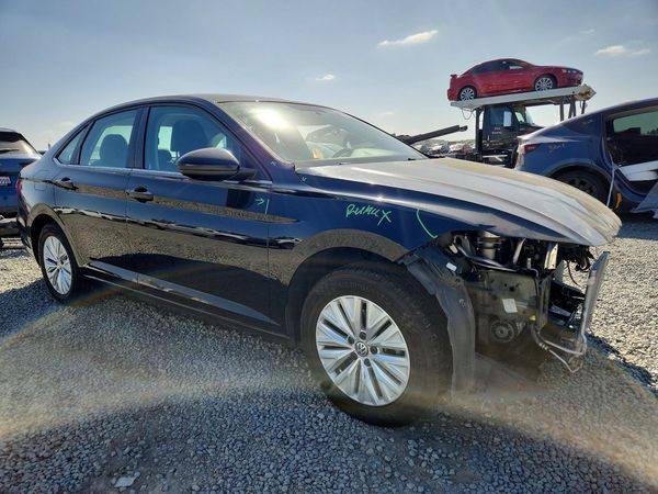 2019 VOLKSWAGEN JETTA S, SE, R-Line — Passenger 3/4