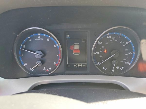 2017 TOYOTA RAV4 LE