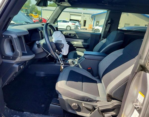 2022 FORD BRONCO — DENT