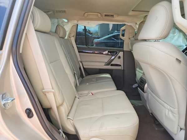 2016 LEXUS GX — DENT