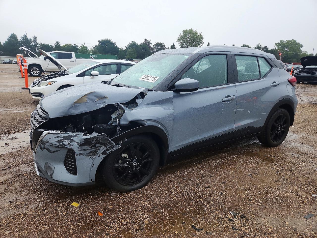 2023 NISSAN KICKS — Front 3/4