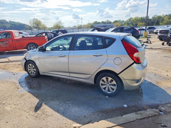2017 HYUNDAI ACCENT SE Base