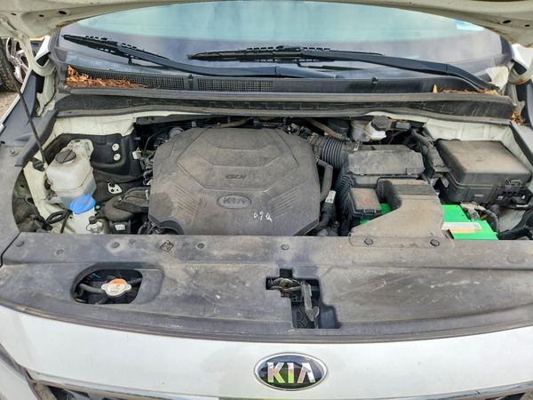 2020 KIA SEDONA LX/EX — Engine bay