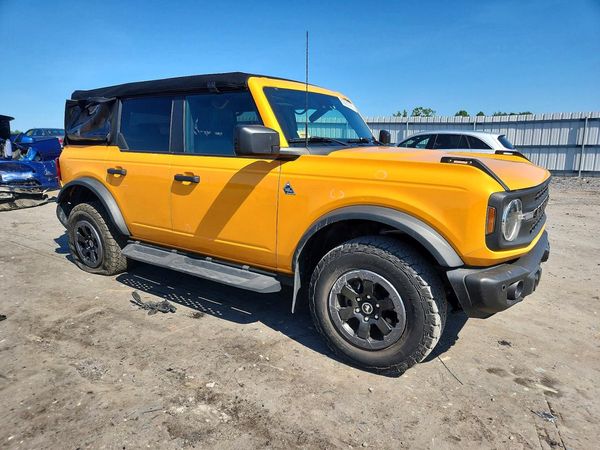 2022 FORD BRONCO