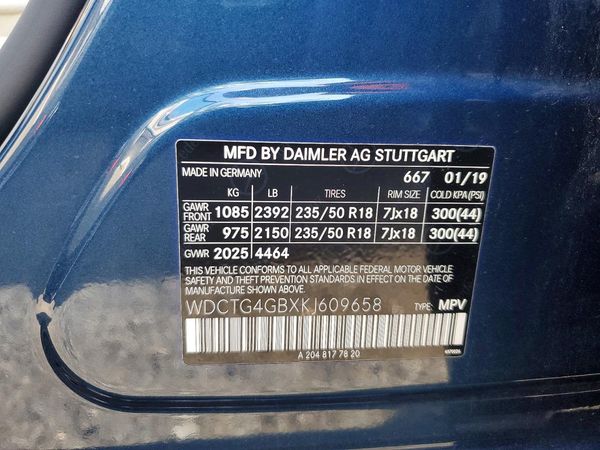 2019 MERCEDES-BENZ GLA GLA250-4M — VINS