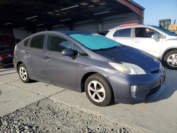 2012 TOYOTA PRIUS — Passenger 3/4