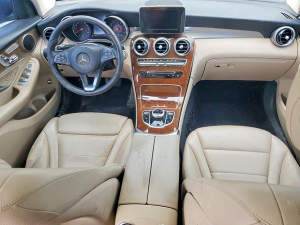2017 MERCEDES-BENZ GLC-CLASS GLC300 — CKPT