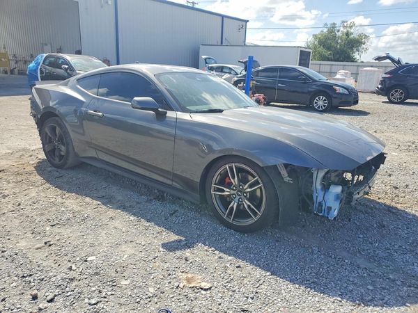 2025 FORD MUSTANG — Passenger 3/4