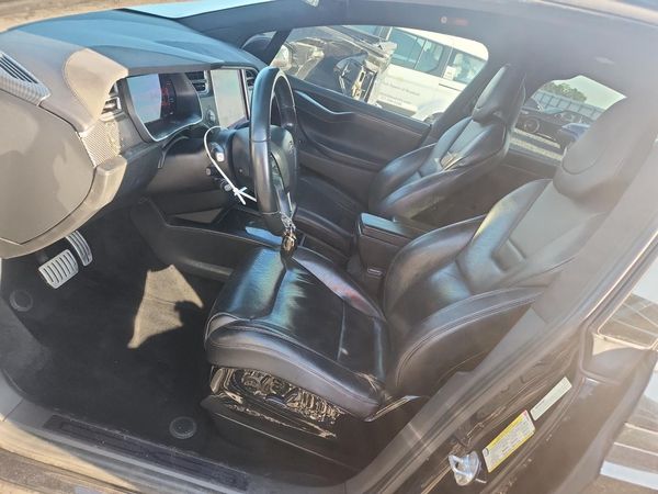 2017 TESLA MODEL X
