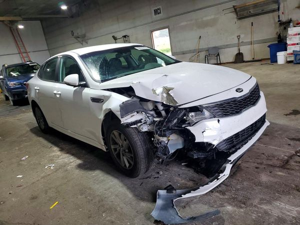 2019 KIA OPTIMA — Passenger 3/4