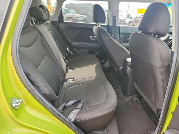 2017 KIA SOUL Base