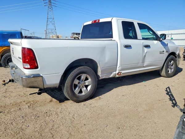 2015 RAM 1500 ST