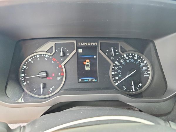 2024 TOYOTA TUNDRA SR5