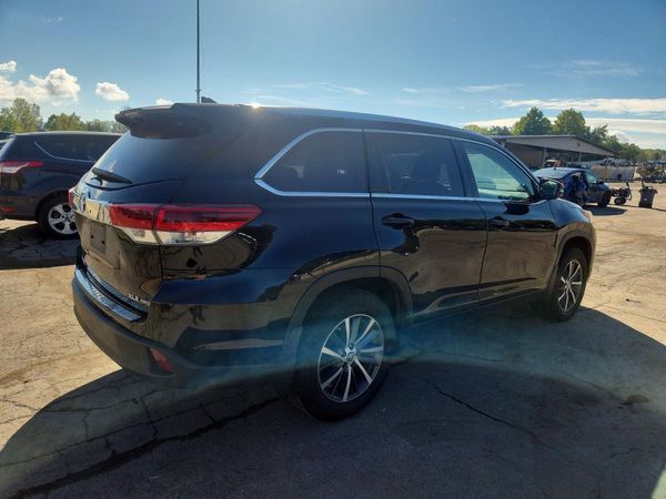 2018 TOYOTA HIGHLANDER — PSRA