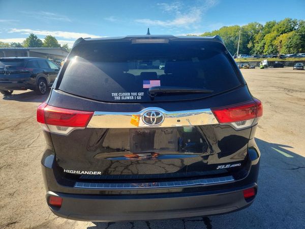 2018 TOYOTA HIGHLANDER — DIRR