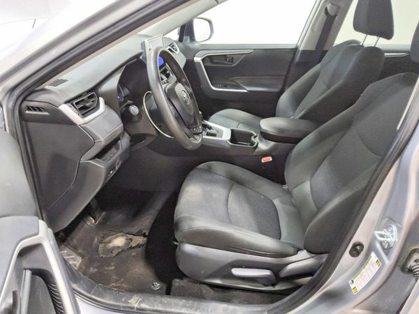 2024 TOYOTA RAV4 LE — DENT