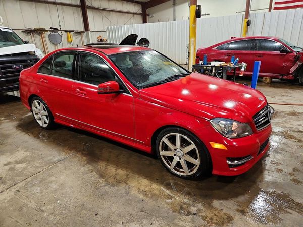 2014 MERCEDES-BENZ C C300 4 MATIC — Passenger 3/4