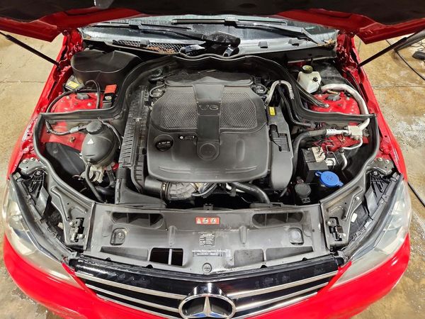 2014 MERCEDES-BENZ C C300 4 MATIC — Engine bay