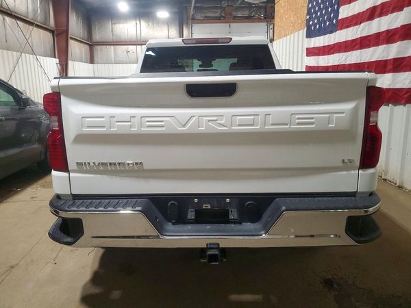 2023 CHEVROLET SILVERADO LT — DIRR