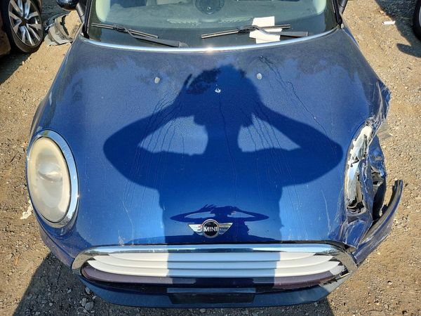2014 MINI COOPER — Engine bay