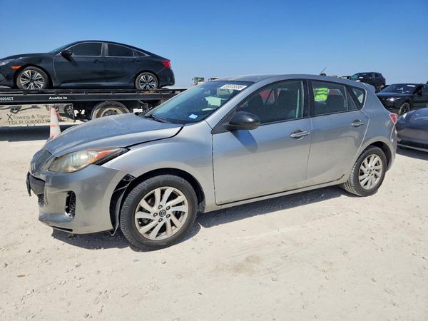 2013 MAZDA 3 — DSFA — Front 3/4