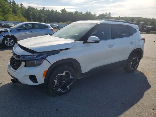 2024 KIA SELTOS — Front 3/4