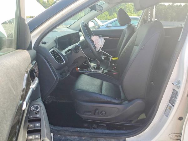 2024 KIA SELTOS — DENT