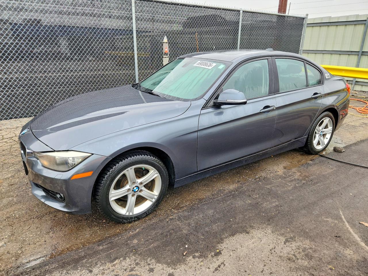 2014 BMW 328 xDrive — Front 3/4