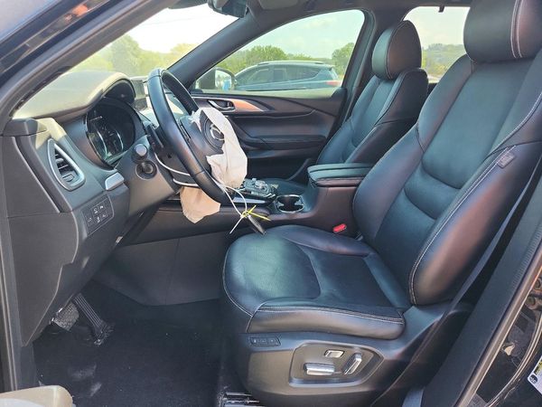 2022 MAZDA CX-9 — DENT