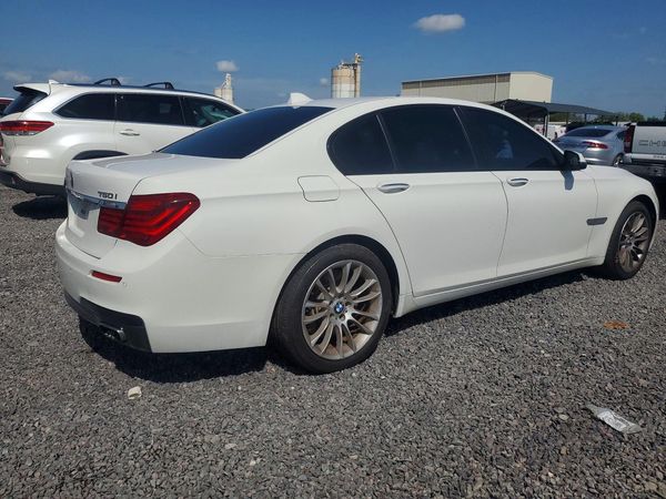 2015 BMW 750 — PSRA