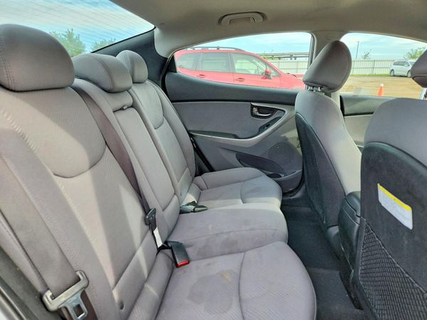2013 HYUNDAI ELANTRA