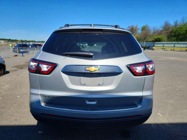 2017 CHEVROLET TRAVERSE LS — DIRR
