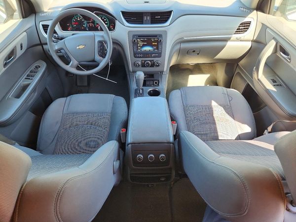 2017 CHEVROLET TRAVERSE LS — CKPT