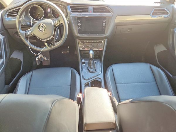 2021 VOLKSWAGEN TIGUAN SE, SE R-Line Black, SEL — CKPT