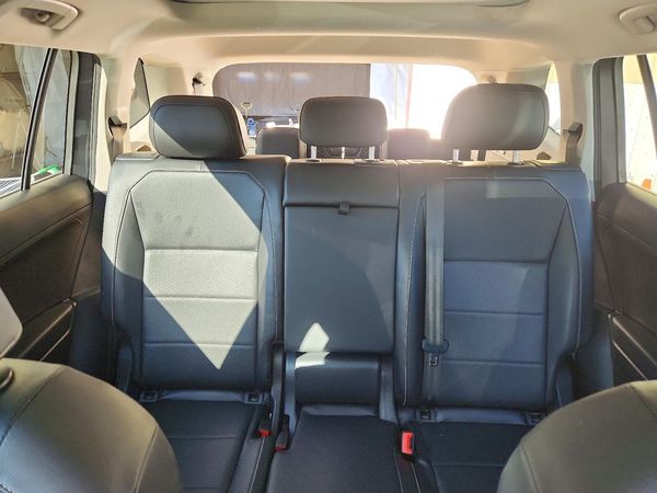 2021 VOLKSWAGEN TIGUAN SE, SE R-Line Black, SEL — SUVN