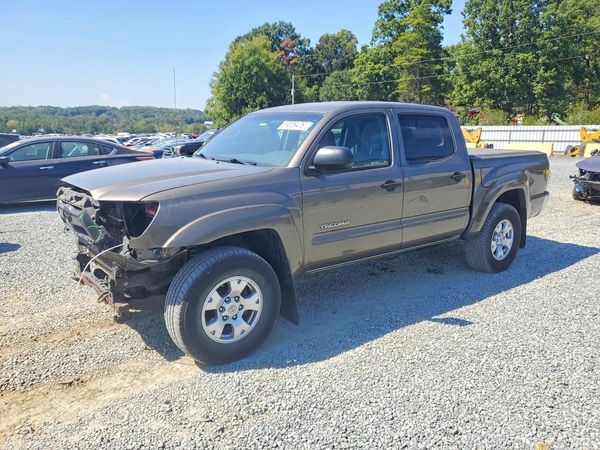 2013 TOYOTA TACOMA — DSFA — Front 3/4