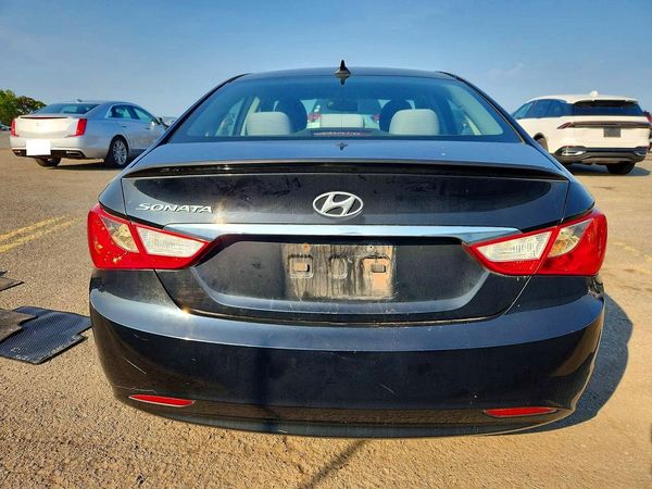 2013 HYUNDAI SONATA — DIRR