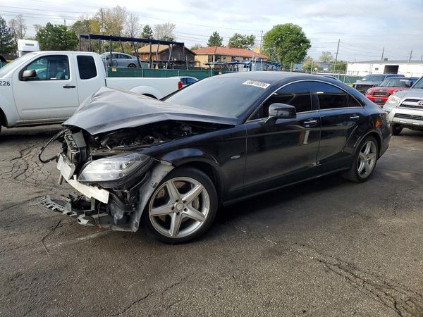 2012 MERCEDES-BENZ CLS-CLASS CLS550 4-MATIC — Front 3/4