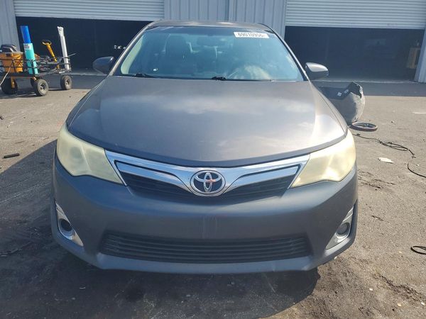 2013 TOYOTA CAMRY